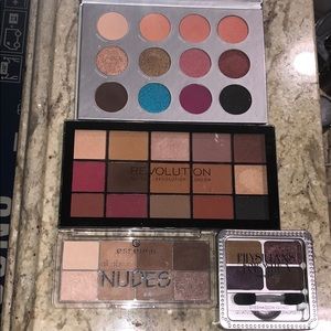 4 DRUGSTORE Eyeshadow Palettes